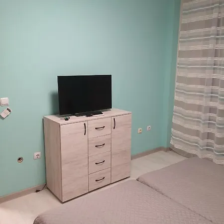 Уютен Дом 1 Apartment *