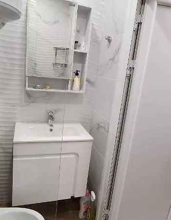 Apartment Уютен Дом 1 *